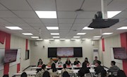 马克思主义学院召开研究生学术交流会