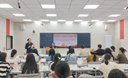 辽宁大学于金富教授做客学院“知行讲堂”