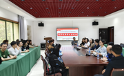 “毛泽东思想和中国特色社会主义理论体系概论”课教研室召开师生座谈会