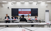 马克思主义学院召开2024级硕士研究生开题报告会